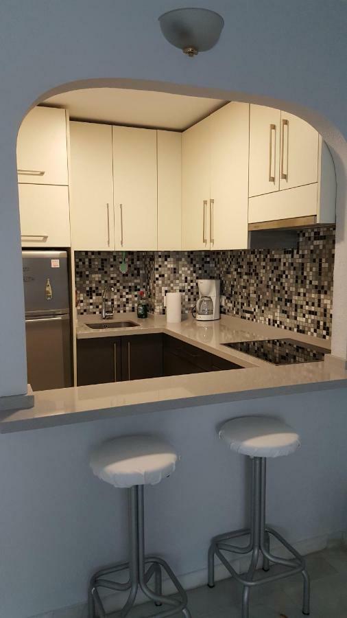 Apartamento Arroyo De La Miel, Luminoso Y Bonito Apartment Benalmadena Luaran gambar