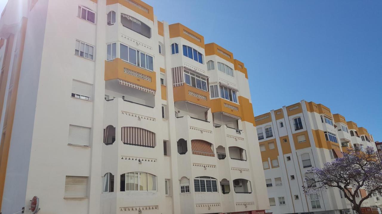 Apartamento Arroyo De La Miel, Luminoso Y Bonito Apartment Benalmadena Luaran gambar